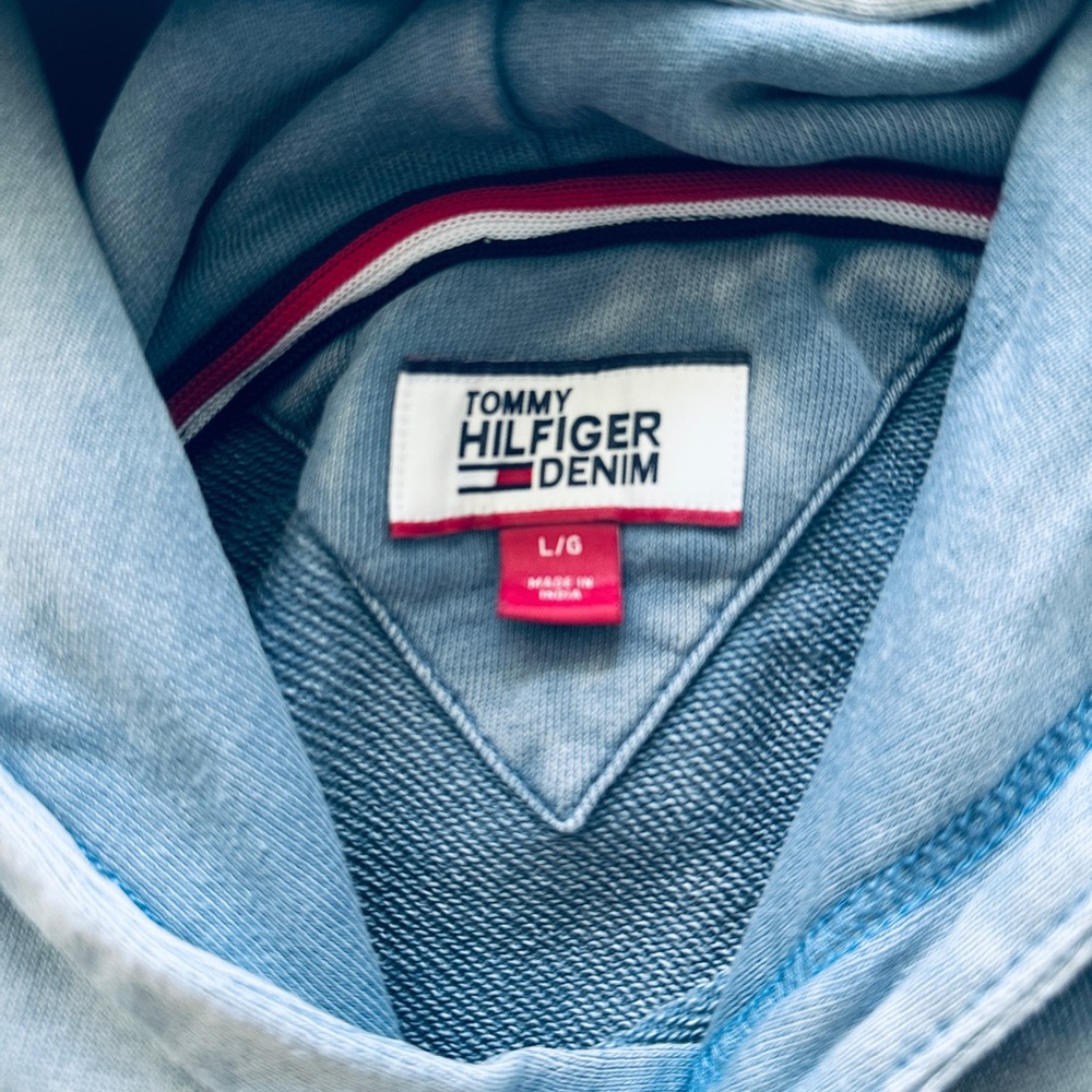 Tommy Hilfiger Denim Hoodie Mens Large Blue Faded EUC - Picture 4 of 8